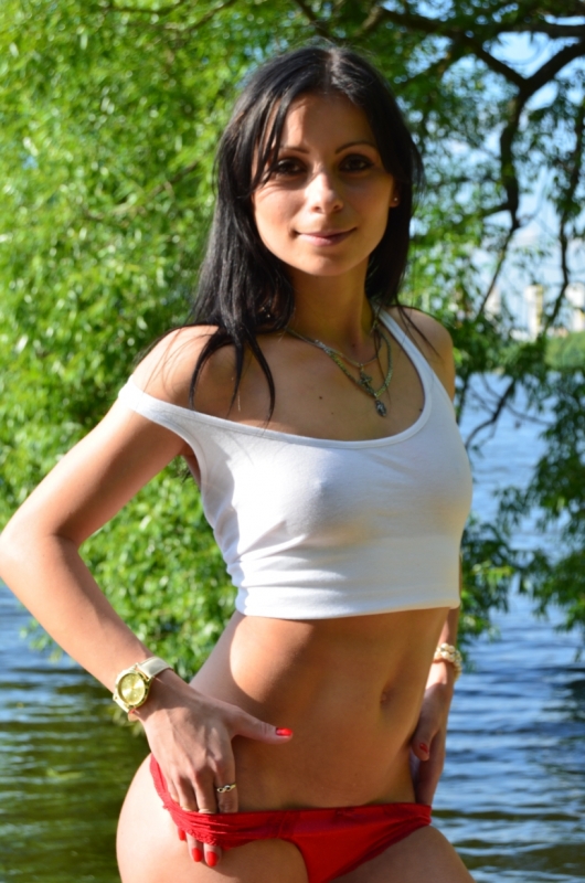 Инна, 22 года, 1 размер груди